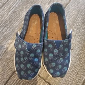 Toddler boys Tom's with jellyfish